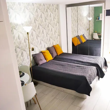 Minerva 402 Apartment *